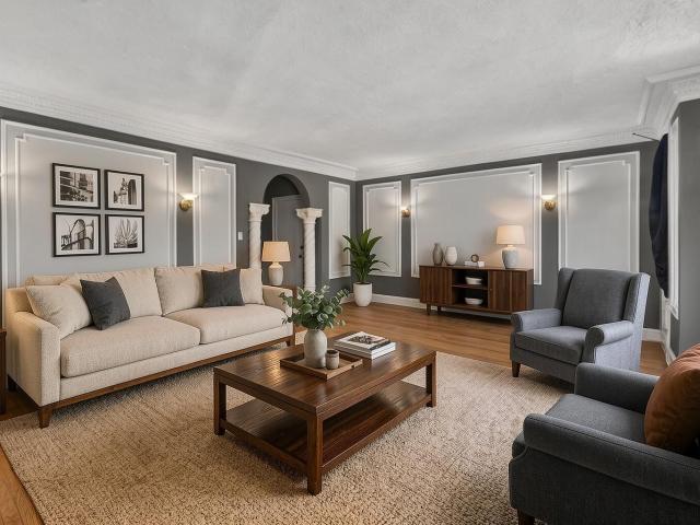 426 S AUSTIN Boulevard # 3S