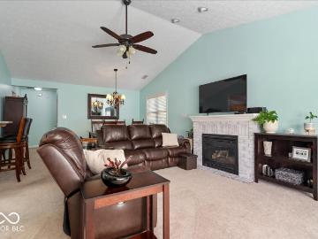 426 Waterford Lane