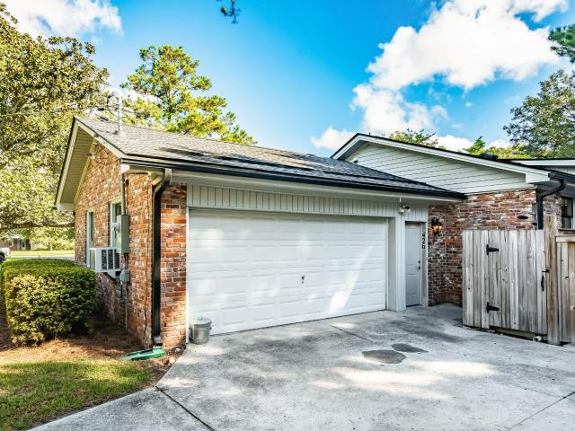 426 Wedgewood Street