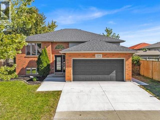 4274 Dennison Court, Windsor, ON, N9G 2Y8 house for sale | Listing ID 26024 | Royal LePage