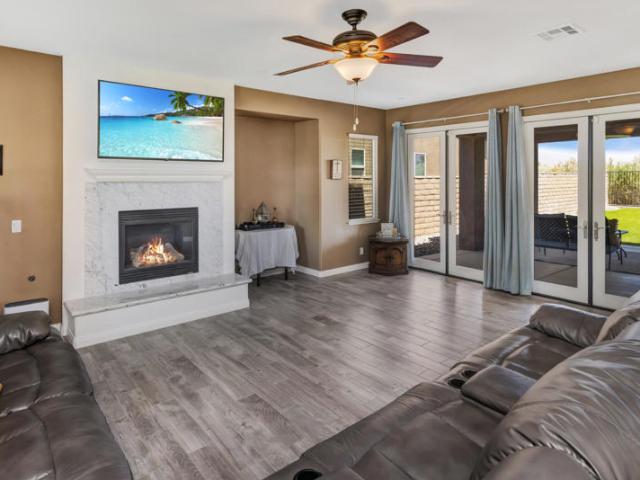 42756 Dell Lago Court