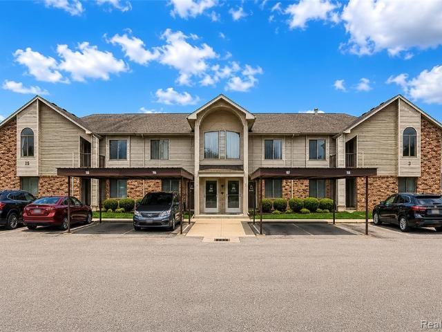 42764 Lilley Pointe Drive # 165