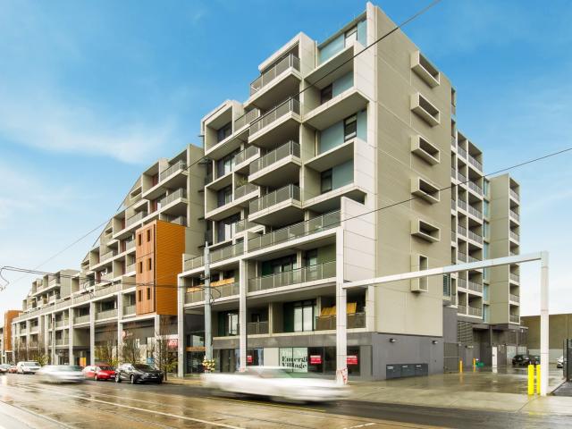 427/14 20 Nicholson Street, Coburg