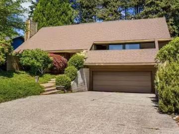 4271 Staulo Crescent, Vancouver, BC, V6N 3S1 house for sale.