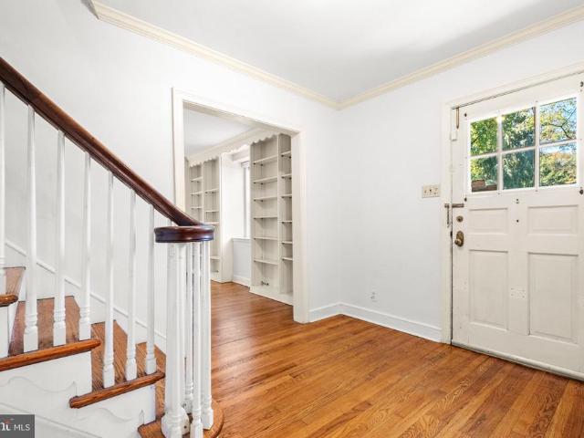 427 Cotswold Lane