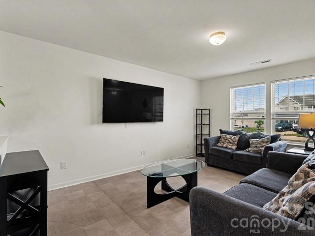 427 Amberly Circle # 39