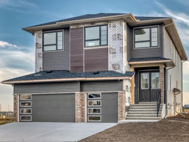 427 Bridgeport Glen, Chestermere, AB, T1X 3C9 house for sale | Listing ID A2348 | Royal LePage
