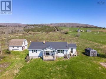 House for sale in Annapolis - Garden, Gym