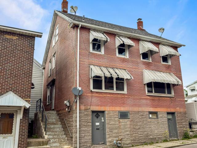 427 E 5th Street