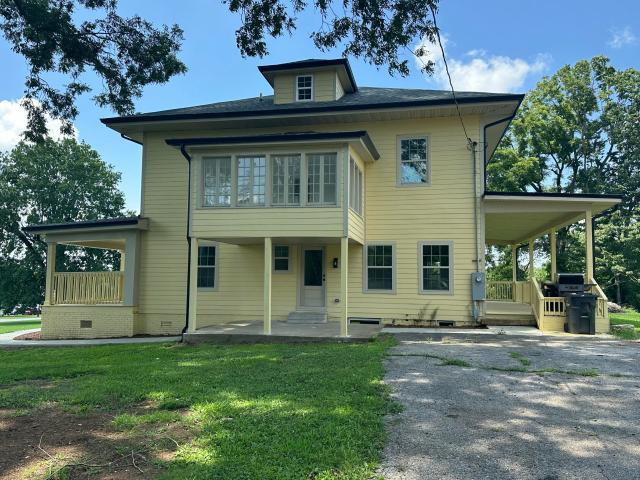 427 E Market Street
