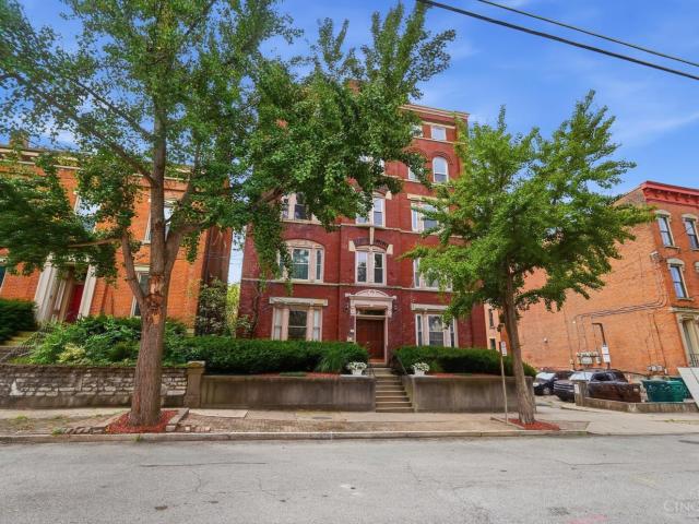 427 Hopkins Street