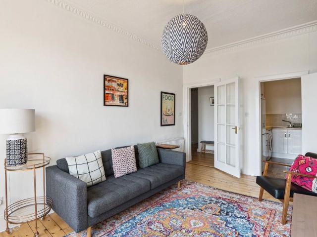 42/7 Hawthornvale