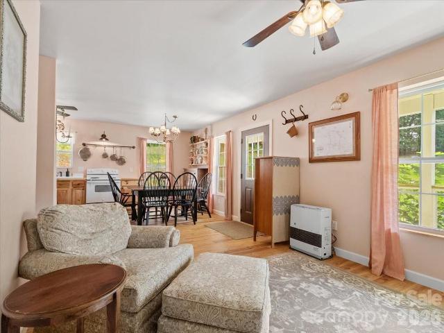 427 Hardscrabble Road