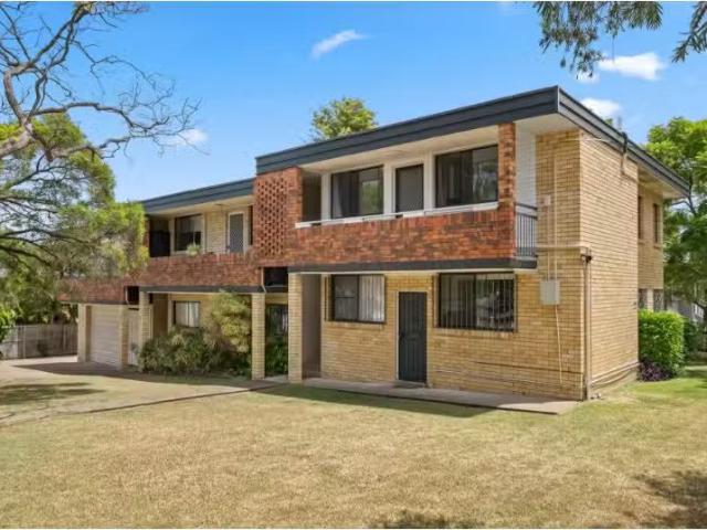 4/27 Lancaster Street, COORPAROO Apartment for rent Listed by.