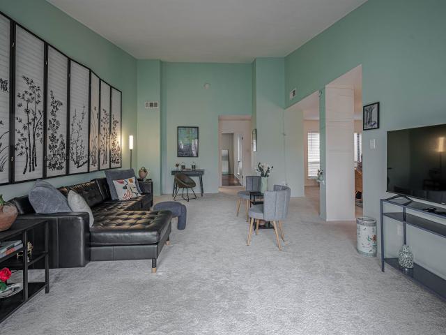427 s perkins dr