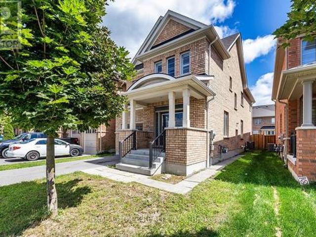 427 Windsfields Farm Drive W, Oshawa, ON, L1L 0M1 house for sale | Listing ID E13822 | Royal LePage