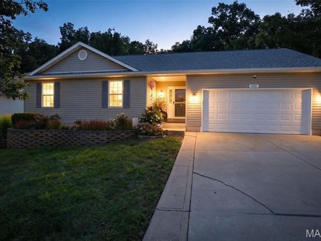 4285 NW Point Dr, House Springs, MO 63051