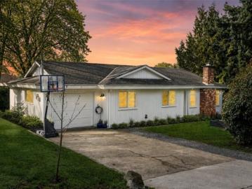 4285 Caen Rd, Saanich, BC, V8X 3S5 house for sale | Listing ID 1040 | Royal LePage