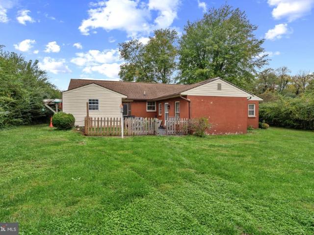 4285 Lunceford Lane