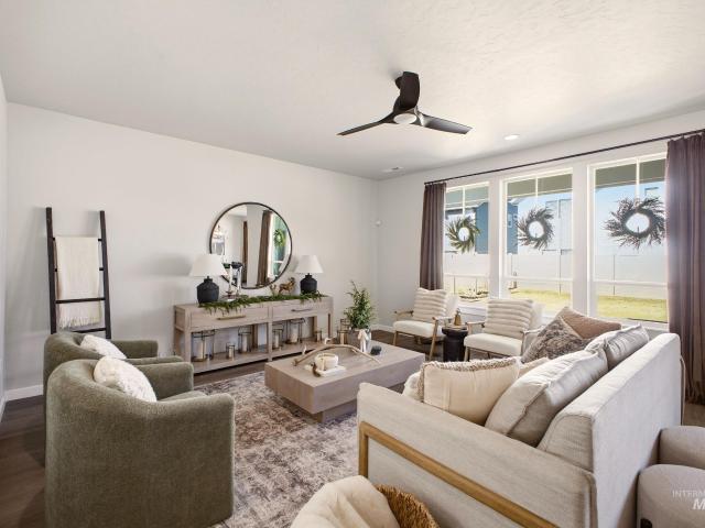 4286 E Rincon Dr