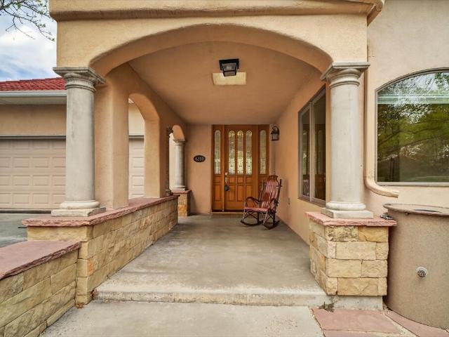 4288 Ridgeway Drive