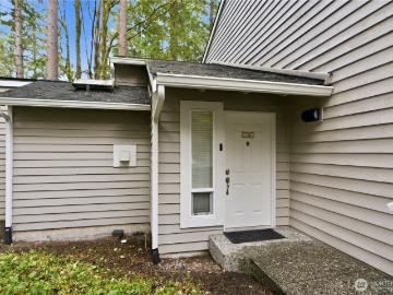 4281 nd Ct SE, Unit 3A, Bellevue, WA 98006 | MLS #2483