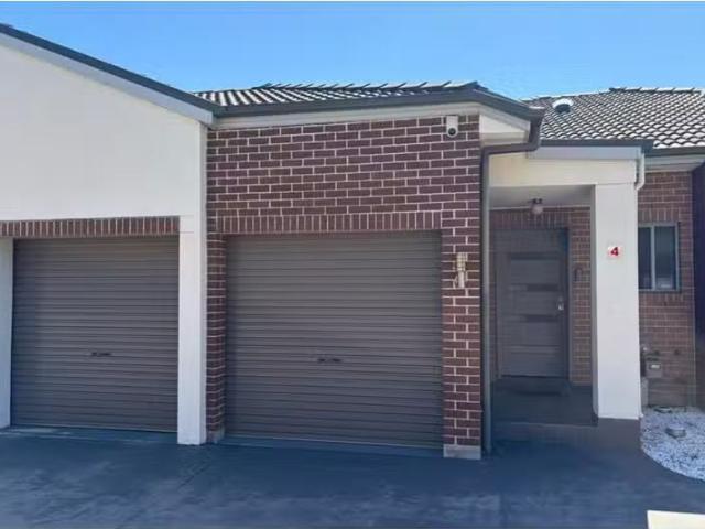 4/28 Charlotte Road, Rooty Hill Townhouse for rent Listed by.
