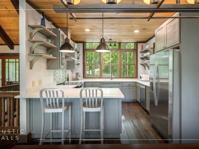 428 Chestnut Ridge Road