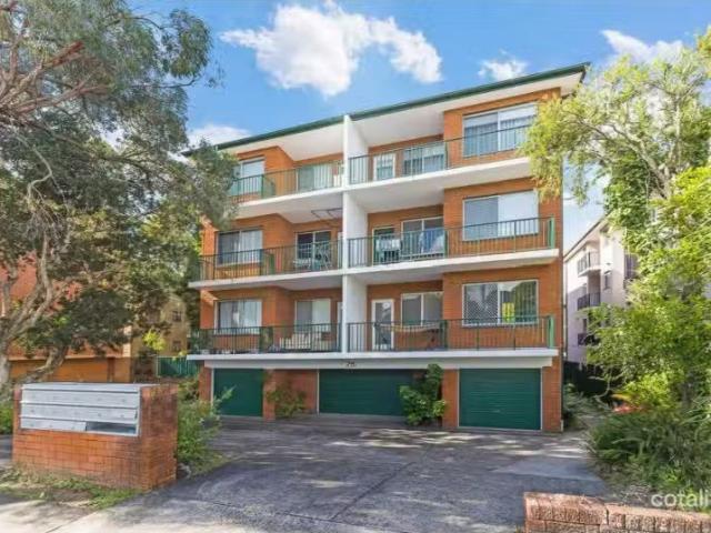 4/28 Guinea Street, Kogarah Apartment for rent Listed by Jayd.