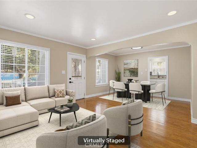 428 W 98th