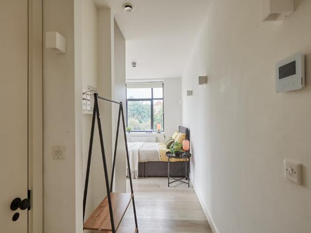428a, Woolwich Road SE7 Studio to rent £1,350 pcm £312 pw