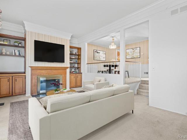 42948 Richards Court # 5