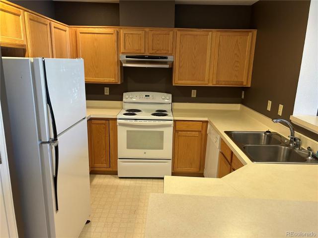 4296 S Eldridge Street # 202