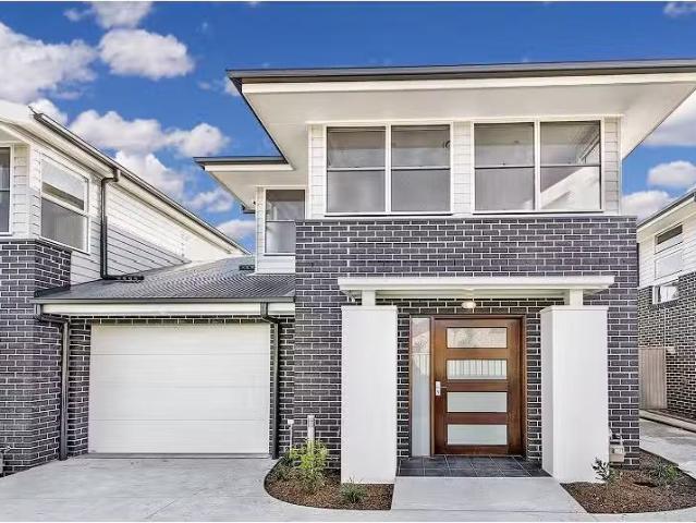 4/291 Great Western Highway, Emu Plains Townhouse for rent Li.