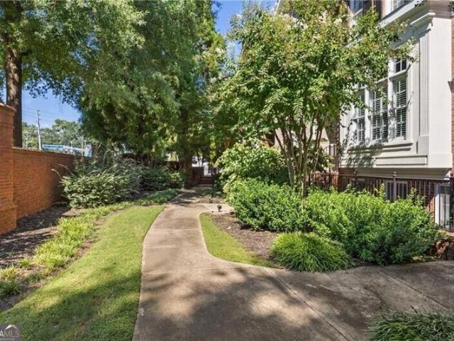 4292 Kingston Gate Cove