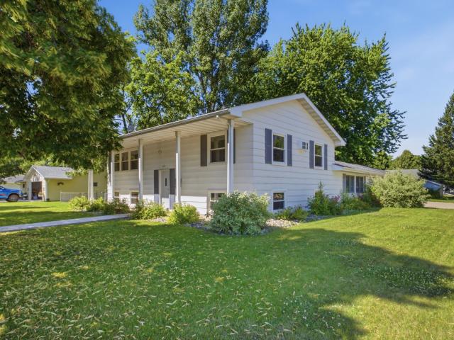 429 14th Street N
