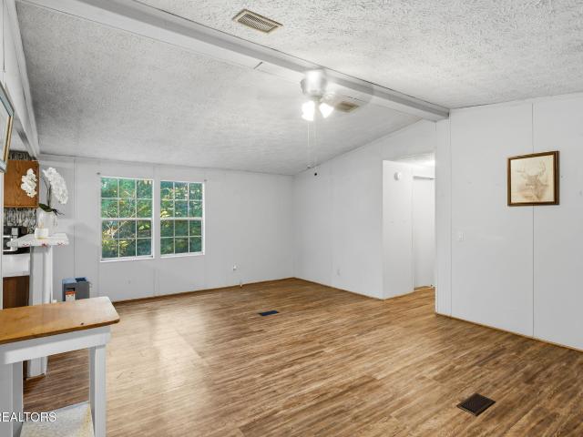 429 Allen Rd