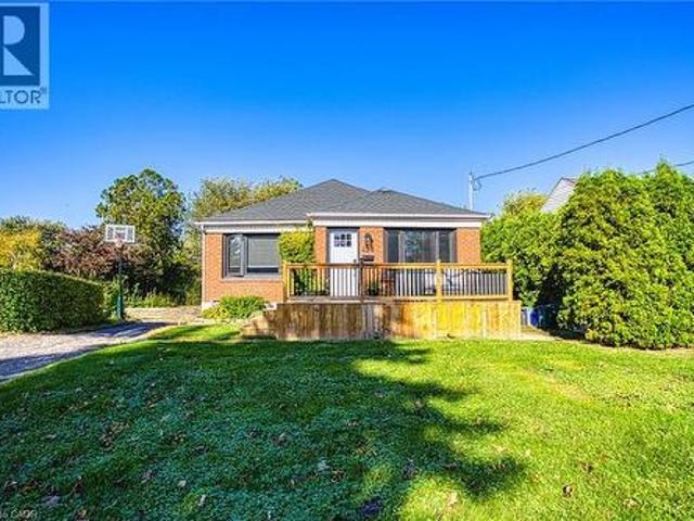 429 Elizabeth Street, Grimsby, ON, L3M 3K9 house for sale | Listing ID 40871 | Royal LePage