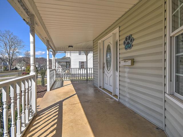 429 Love St, Erwin, TN 37650 | MLS #9991