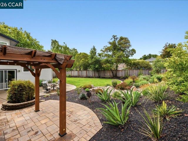 429 Santander Dr