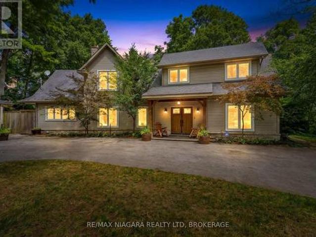 429 Ridge Road E, Grimsby Escarpment, ON, L0R 1B2 house for sale | Listing ID X13610 | Royal LePage