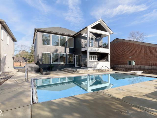 429 W 86th St, Indianapolis, IN 46260 | MLS #22100