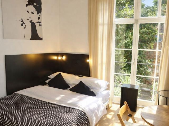 42 43 Cartwright Gardens, London WC1H, Studio to rent, £2,145 pcm | PrimeLocation