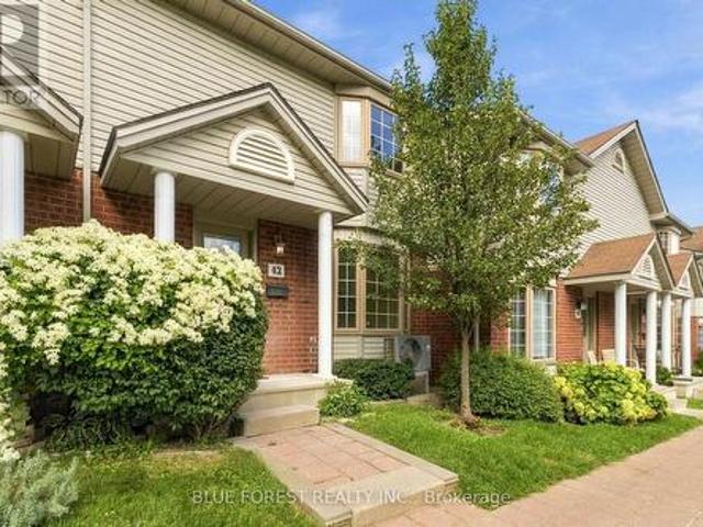 42 70 Chapman Court, London North I, ON, N6G 4Z4 townhouse for lease | Listing ID X13829 | Royal LePage