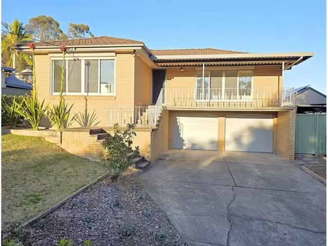 42 The Crescent, TOONGABBIE House for rent Listed by Property.