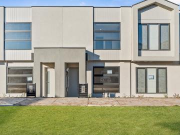 42 Timetable Street, Wyndham Vale VIC 3024 Townhouse For Rent | Domain