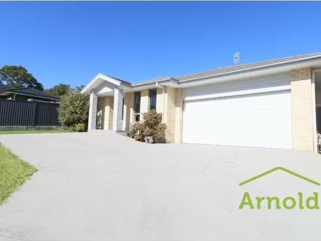 42 Viola Place, Edgeworth House for rent Listed by Jenna Holl.