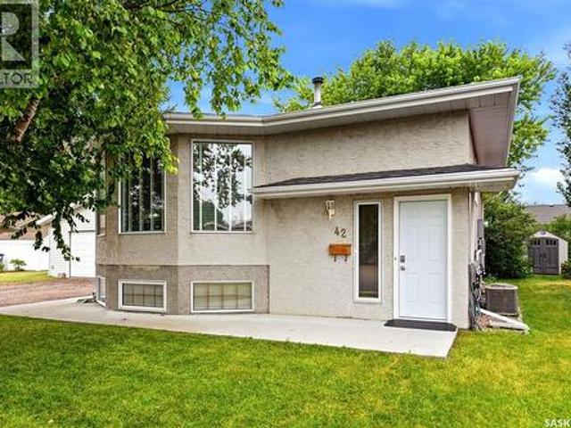 42 Wagner Bay, Balgonie, SK, S0G 0E0 house for sale | Listing ID SK045651 | Royal LePage