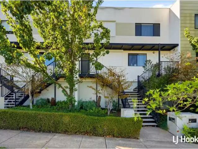 42 Whitrod Avenue, CASEY Townhouse for rent Listed by Leasing.