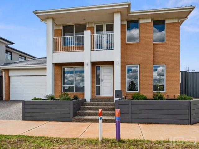 42 Wimbledon Boulevard, STRATHTULLOH